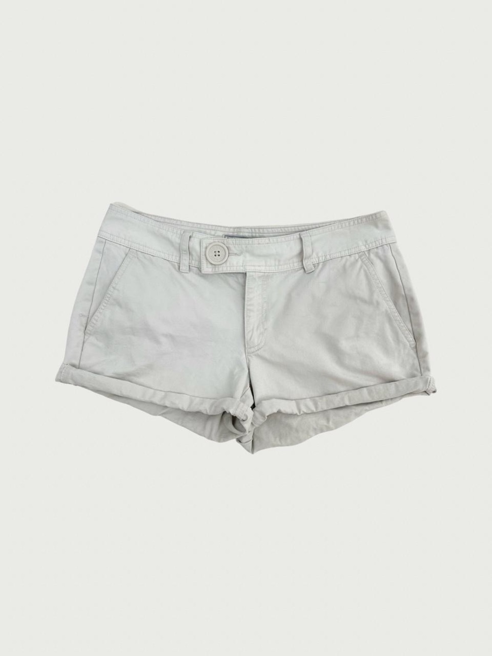 Oversized Button Low Rise Khaki Shorts